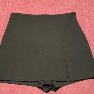 Zara Black Women's skort